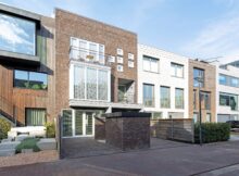 Woning aan de Chris van Abkoudestraat te Leiden