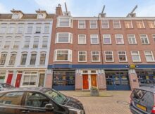 Woning aan de Van Ostadestraat te Amsterdam