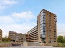 Woning aan de Laan van de Helende Meesters te Amstelveen