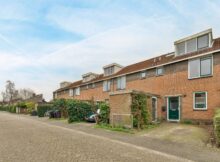 Woning aan de Annie M.G. Schmidtlaan te Oegstgeest