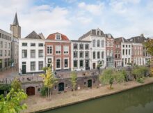 Woning aan de Oudegracht te Utrecht